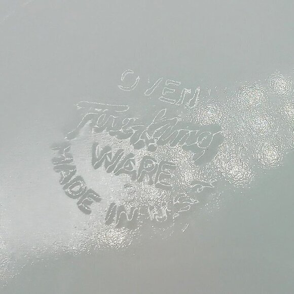 Vintage Fire King Ovenware Divided Relish Glass Serving Tray - Picture 5 of 5